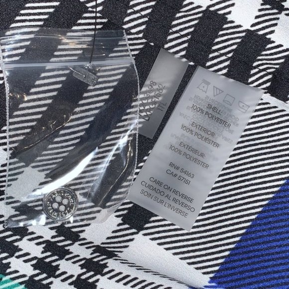 KARL LAGERFELD Paris Blue Multi Plaid Utility Shirt size Medium - Picture 9 of 10